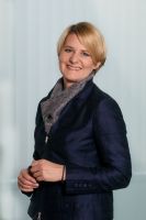 Maja Šetina, direktorica divizije Poslovanje s podjetji in finančnimi trgi